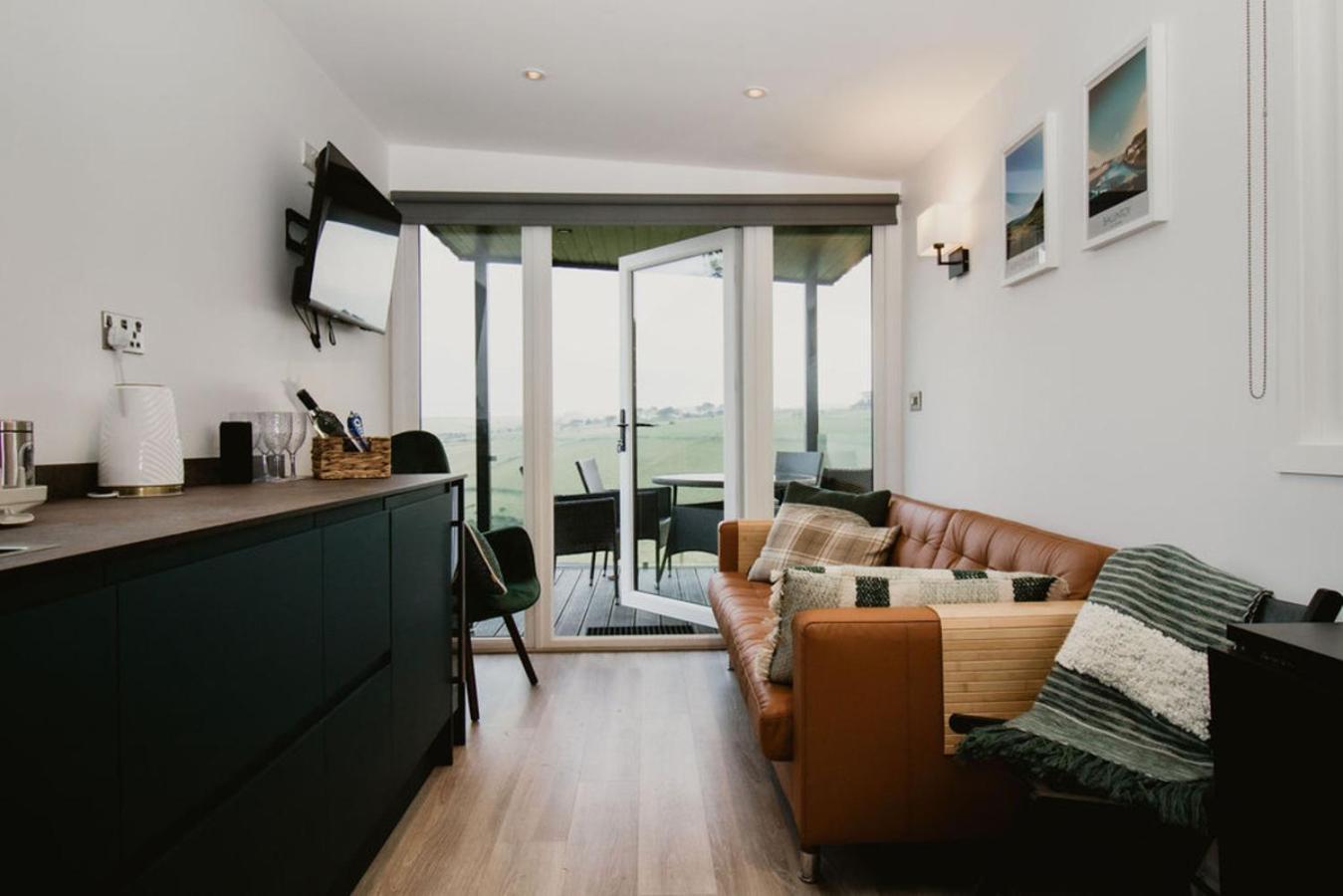 Luxury 2 Bedroom Glamping Pod With Hot Tub At Aganmore Farm Glamping - Pod 2 Ballycastle Bagian luar foto