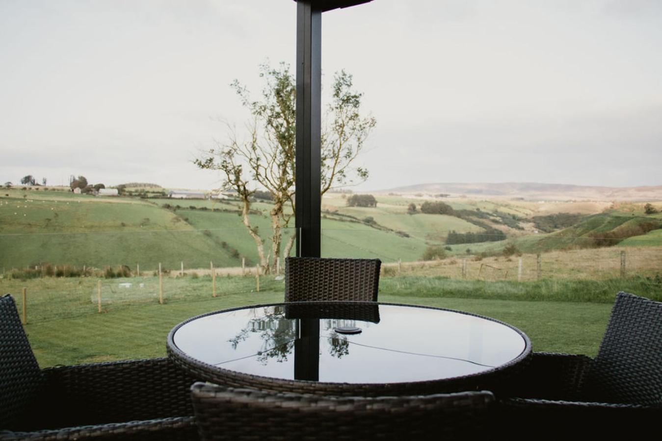 Luxury 2 Bedroom Glamping Pod With Hot Tub At Aganmore Farm Glamping - Pod 2 Ballycastle Bagian luar foto